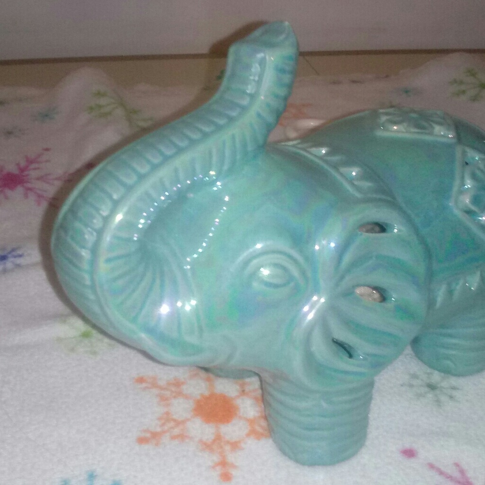 Elephant figurine
